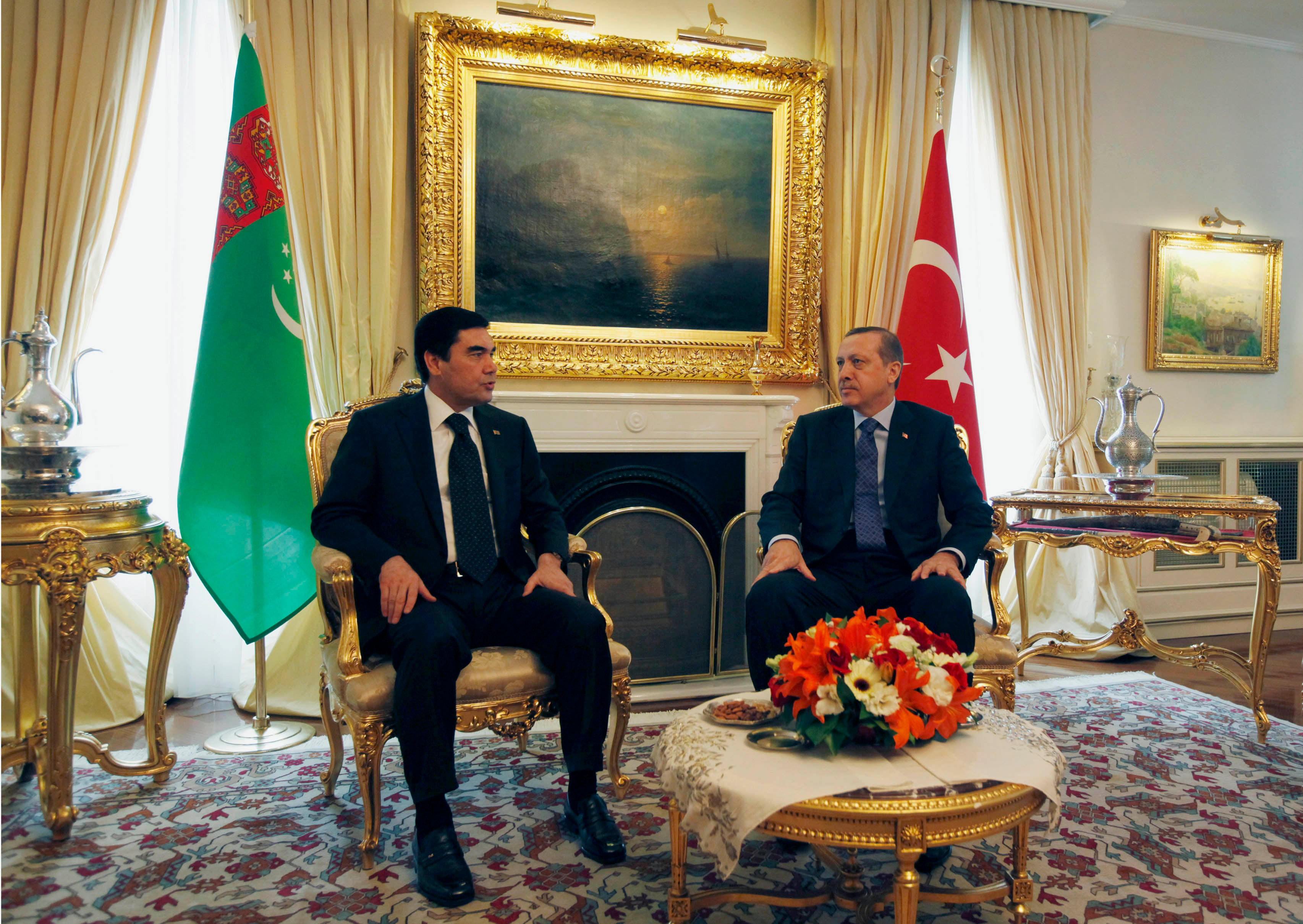 Turkmenistan's President Gurbanguli Berdymukhamedov, left, and Turkish Prime Minister Recep Tayyip Erdogan meeting in Ankara, Turkey, February 29, 2012.
