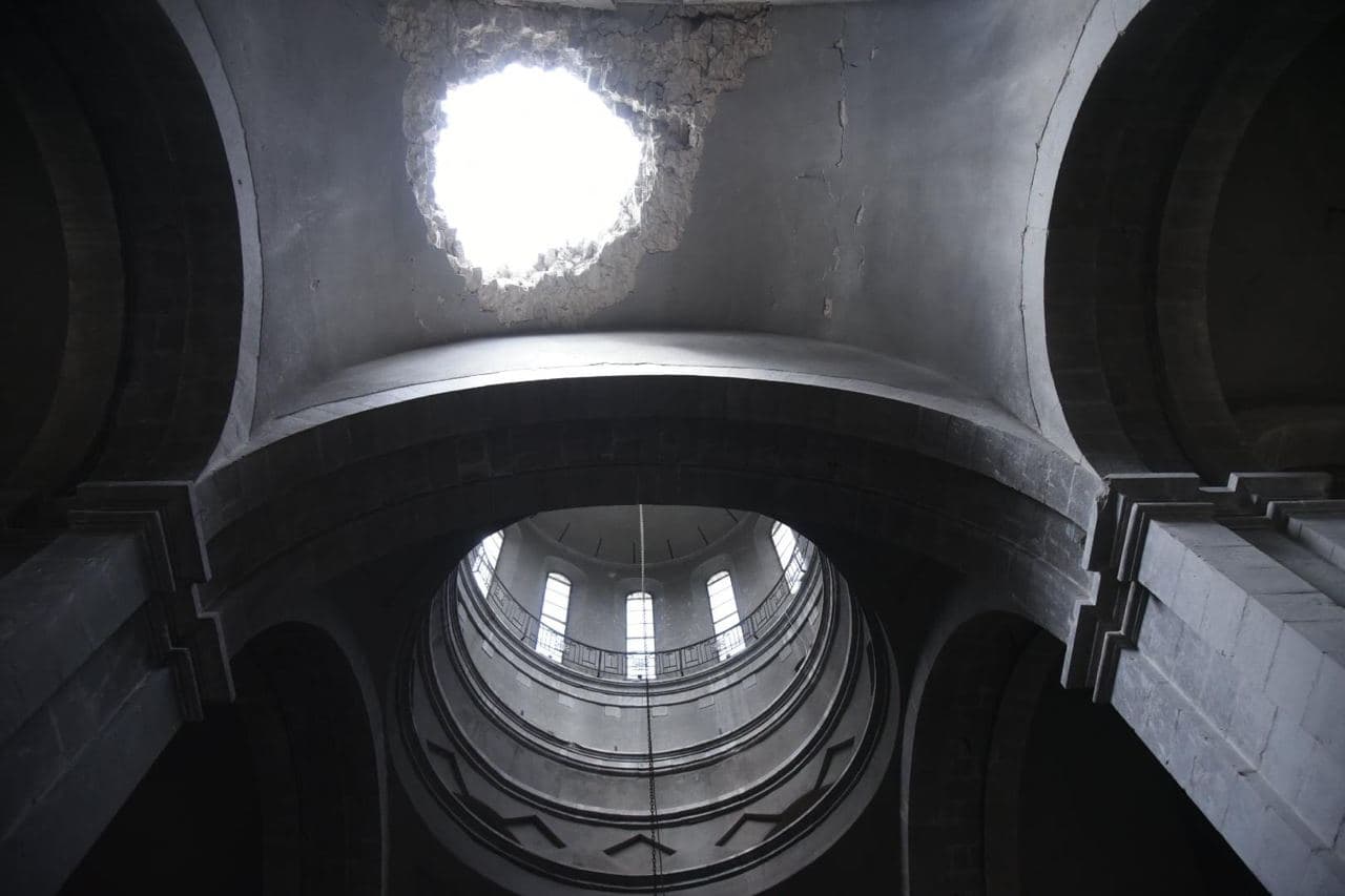 Damage to the ceiling of Ghazanchetsots Cathedral
