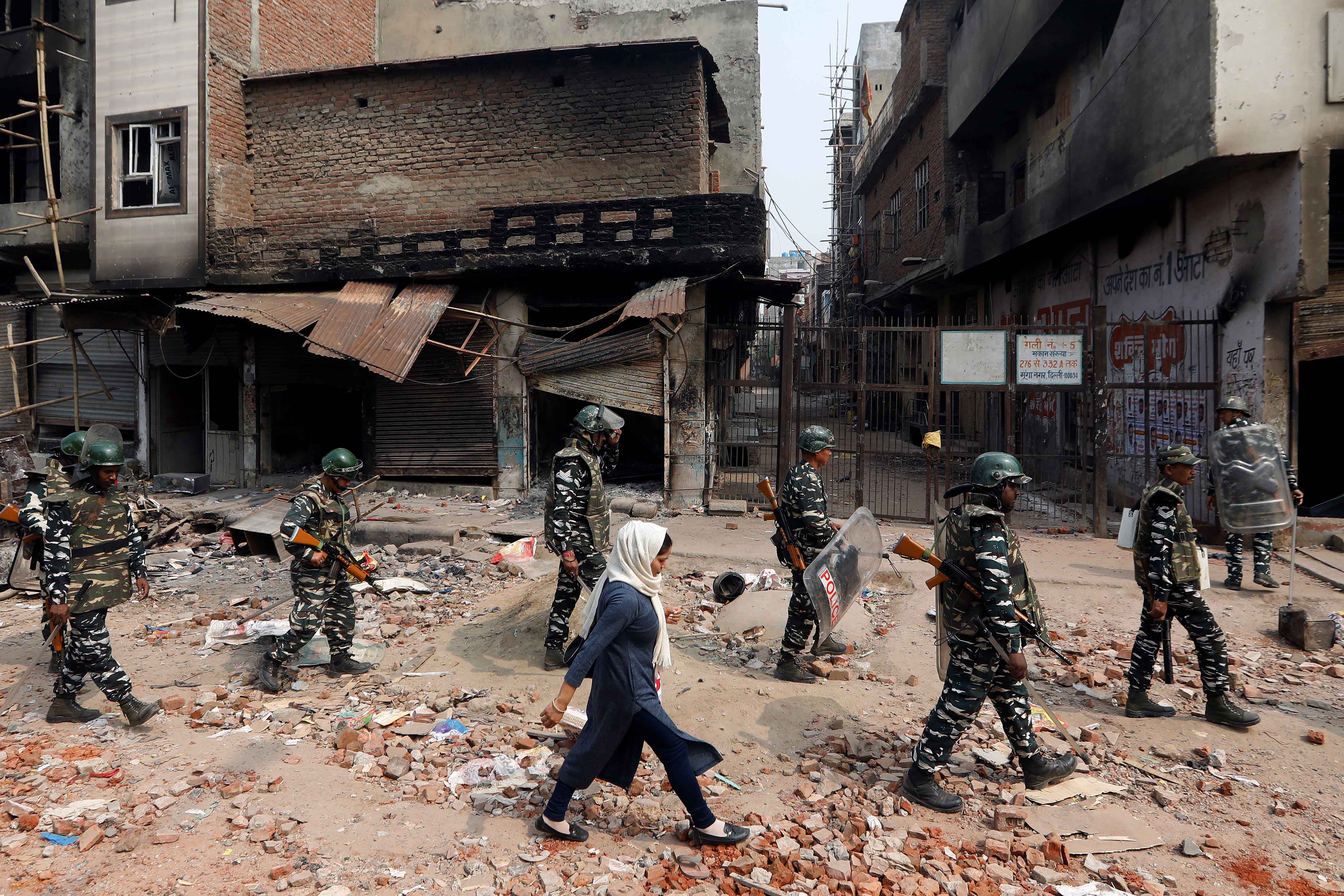 202102asia_india_delhi_riots