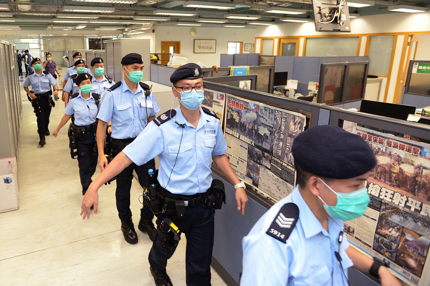 Police officers searched the headquarters of Apple Daily after the pro-democracy media mogul, Jimmy Lai, was arrested at his home on August 10, 2020 for violating the National Security Law.