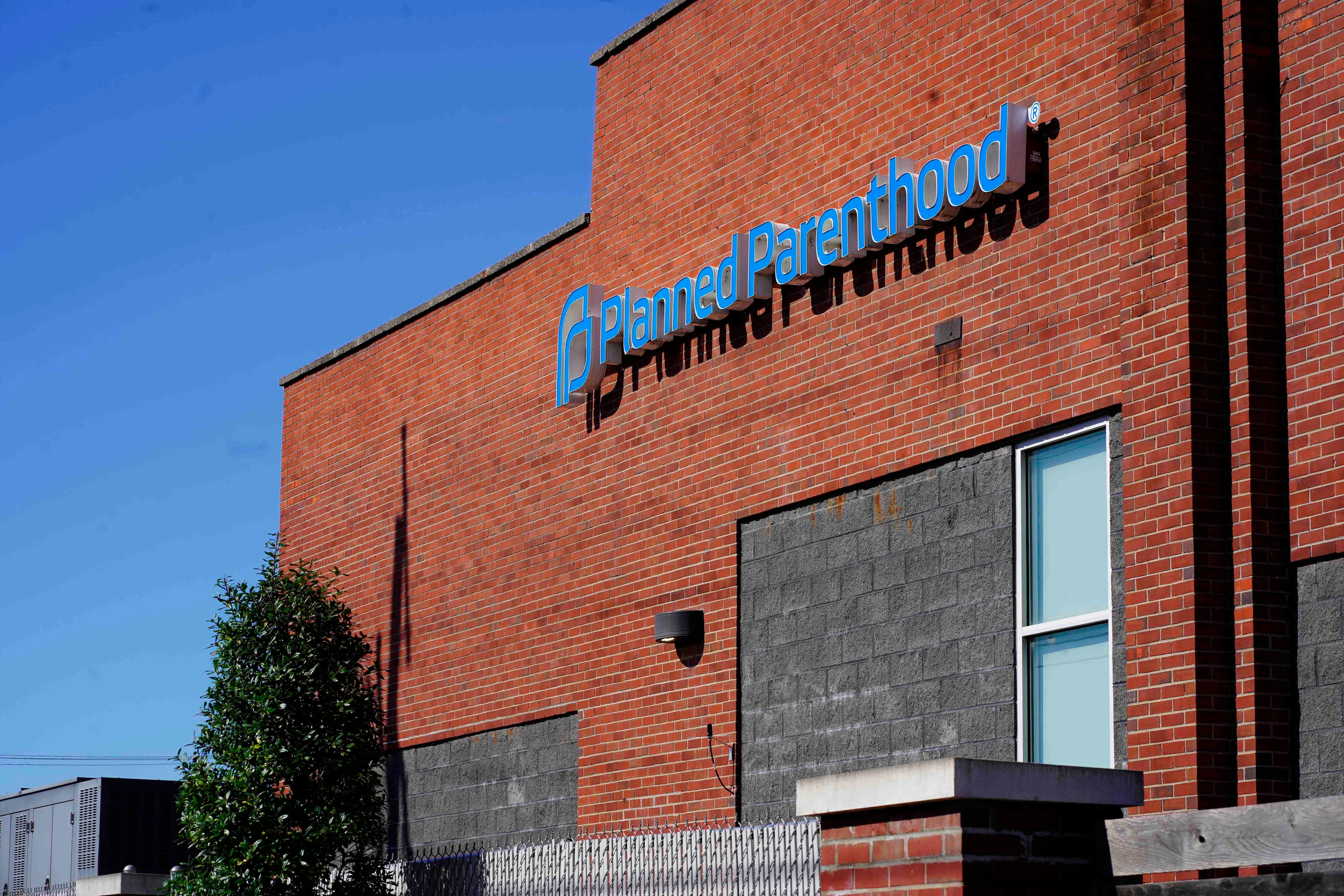 202205us_kentucky_plannedparenthood