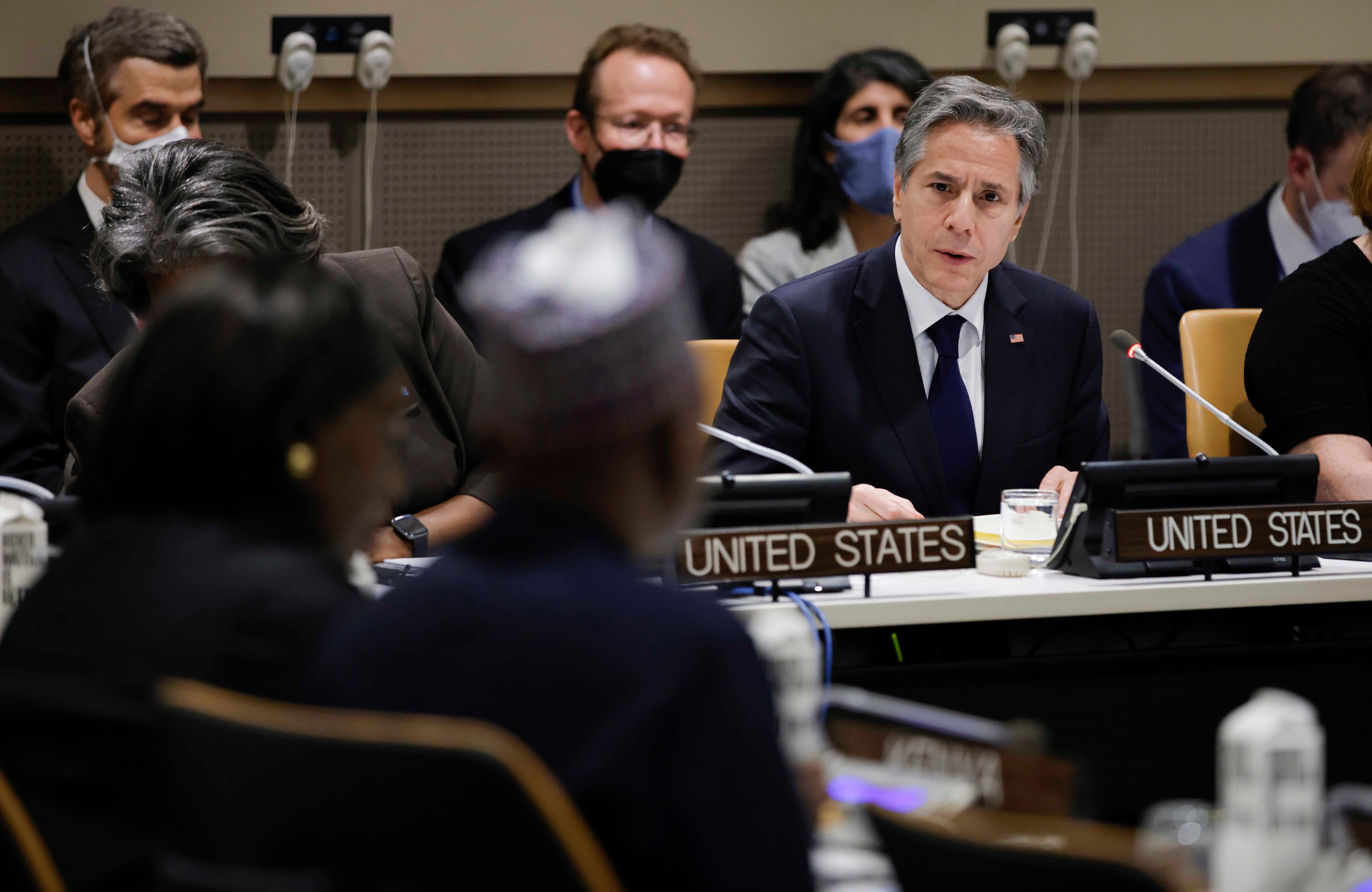 Le Secrétaire d’État américain Antony Blinken rencontre des ministres africains au siège des Nations Unies le 18 mai 2022.