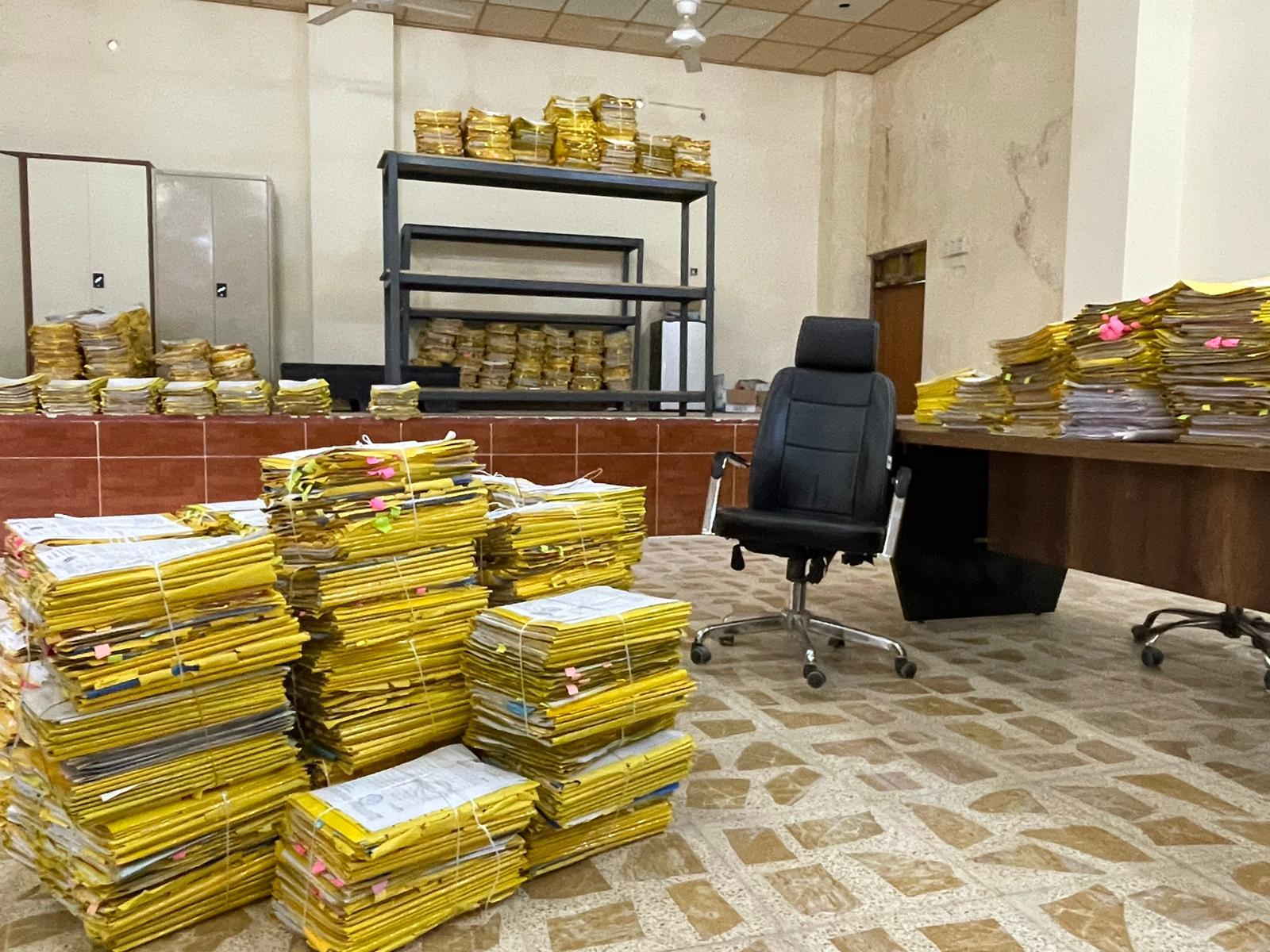 كۆمەڵێك فایلى داواكارى لە نوسینگەى قەرەبووكردنەوەى تەلەعفەر. 