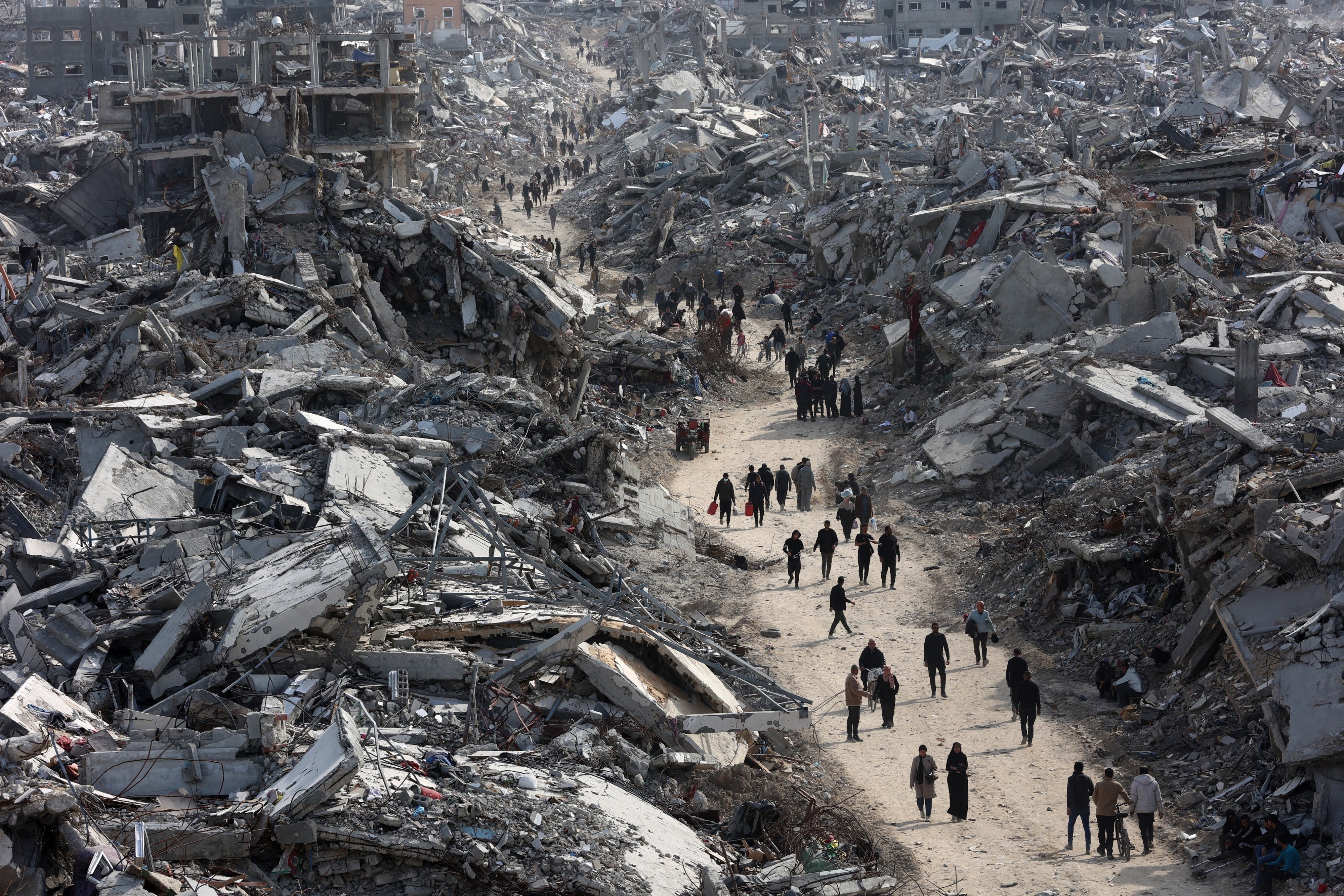 Displaced Palestinians returning to the Jabalia refugee camp in the northern Gaza Strip on January 19, 2025. 