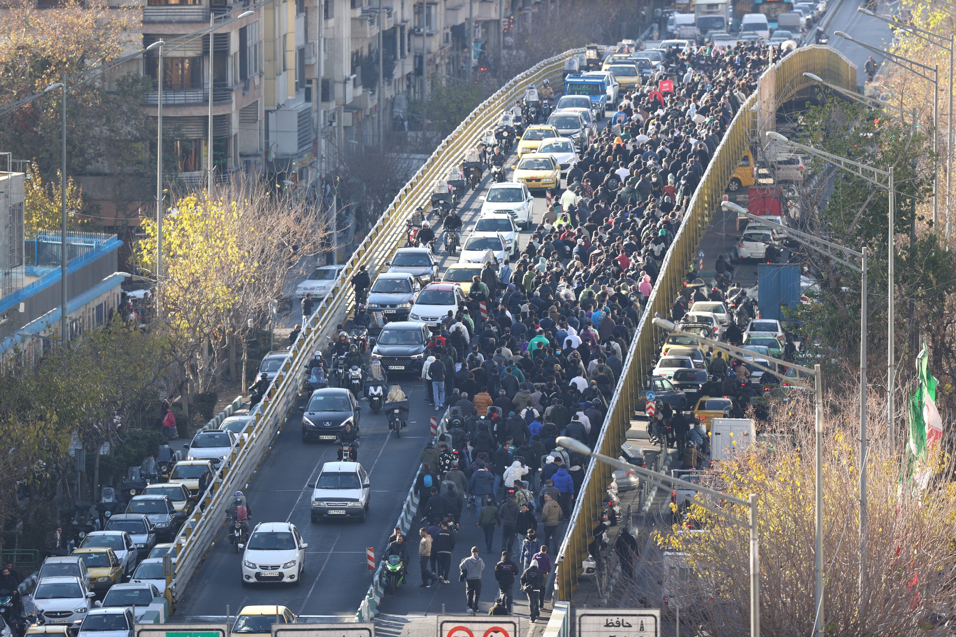 Proteste in der Innenstadt von Teheran, Iran, am 29. Dezember 2025.