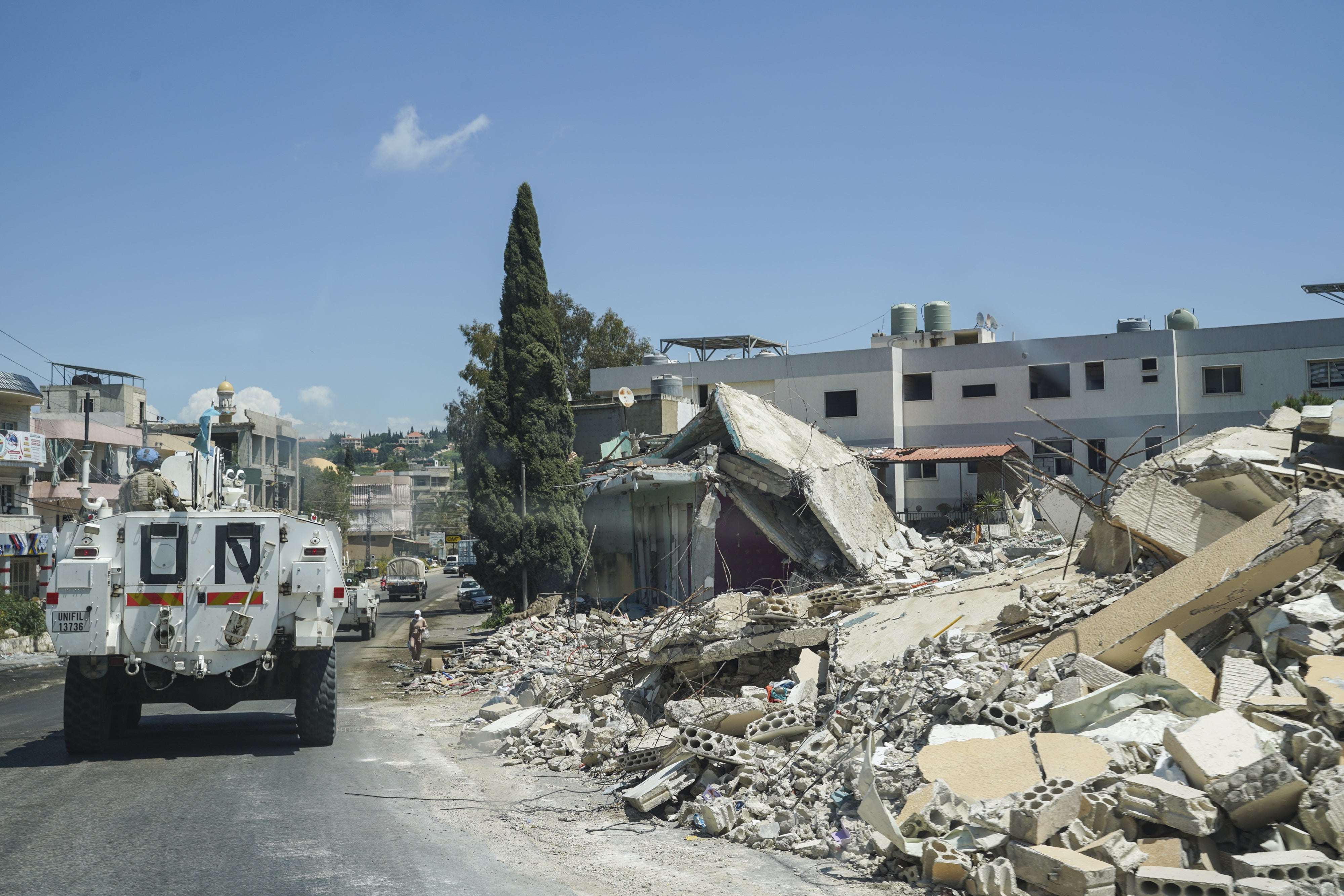 An armored vehicle of the United Nations Interim Force in Lebanon (UNIFIL) patrols a town in southern Lebanon, April 29, 2026.