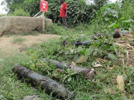 2015-10-DRC-CRD-munitions in school-EN