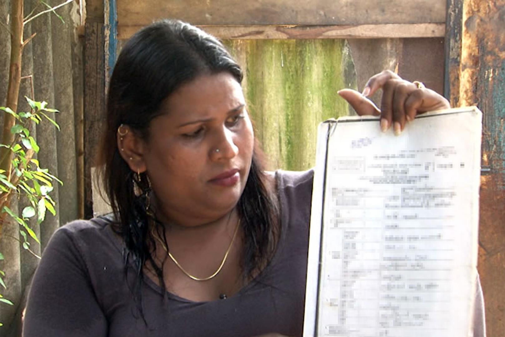 කොළඹ පදිංචි ස්තී‍්‍ර සංක‍්‍රාන්ති පුද්ගලයෙකු වන සශිනි, ජාතික මානව හිමිකම් කොමිෂන් සභාවට නිල වශයෙන් පෙත්සමක් ගොනු කරමින් රජයට බලකර සිටින්නේ, ඇය මෙතෙක් ජීවත් වුනු ලිංගය ලෙස ඇයගේ නිල ලියකියවිලි වල ස්ති‍්‍ර යන්න සඳහන් කරමින් නිකුත් කර ඇය ස්ති‍්‍රයක් බව පිලිගන