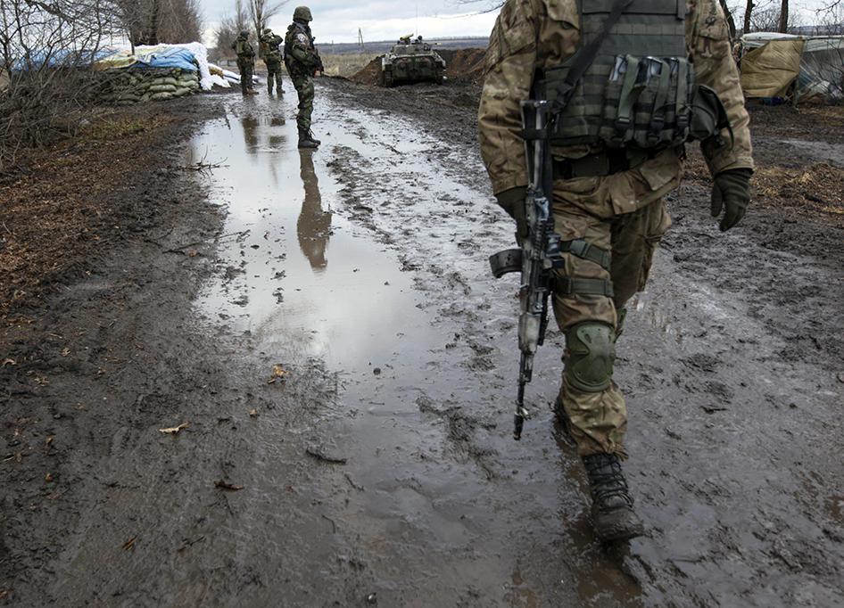 2016-7-eca-ukraine-checkpoint