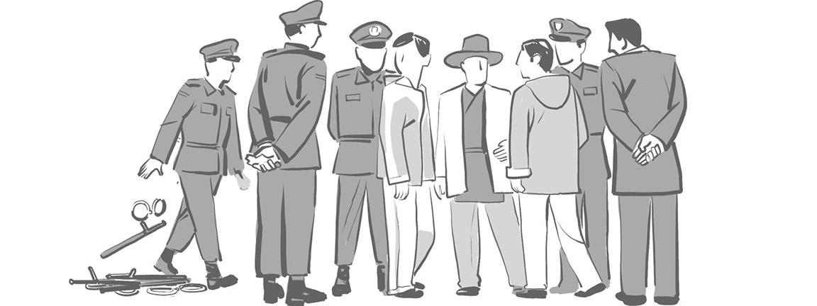 ​“社会治理”：这词强调了政府为公民提供服务和福利的角色，对其进行管理的作用，以及与社会其他重要组织，如非政府组织和社会组织，之间的合作。