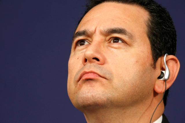 El Presidente de Guatemala Jimmy Morales participa del Foro Económico internacional para América Latina y el Caribe en el Ministerio de Economía de Francia, en París, Francia, el 27 de agosto de 2017. 