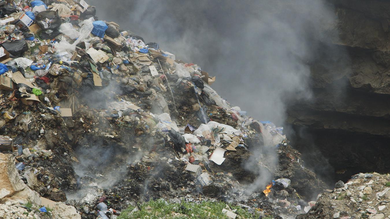 Open burning of waste in Majadel, south Lebanon. 
