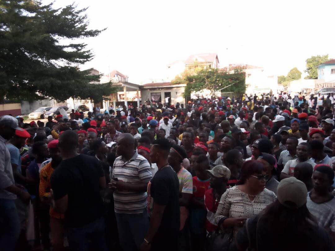 Ruling party youth – including Young Leaders wearing red berets – at the Notre Dame cathedral, the main parish in Kinshasa, Democratic Republic of Congo, February 24, 2018.
