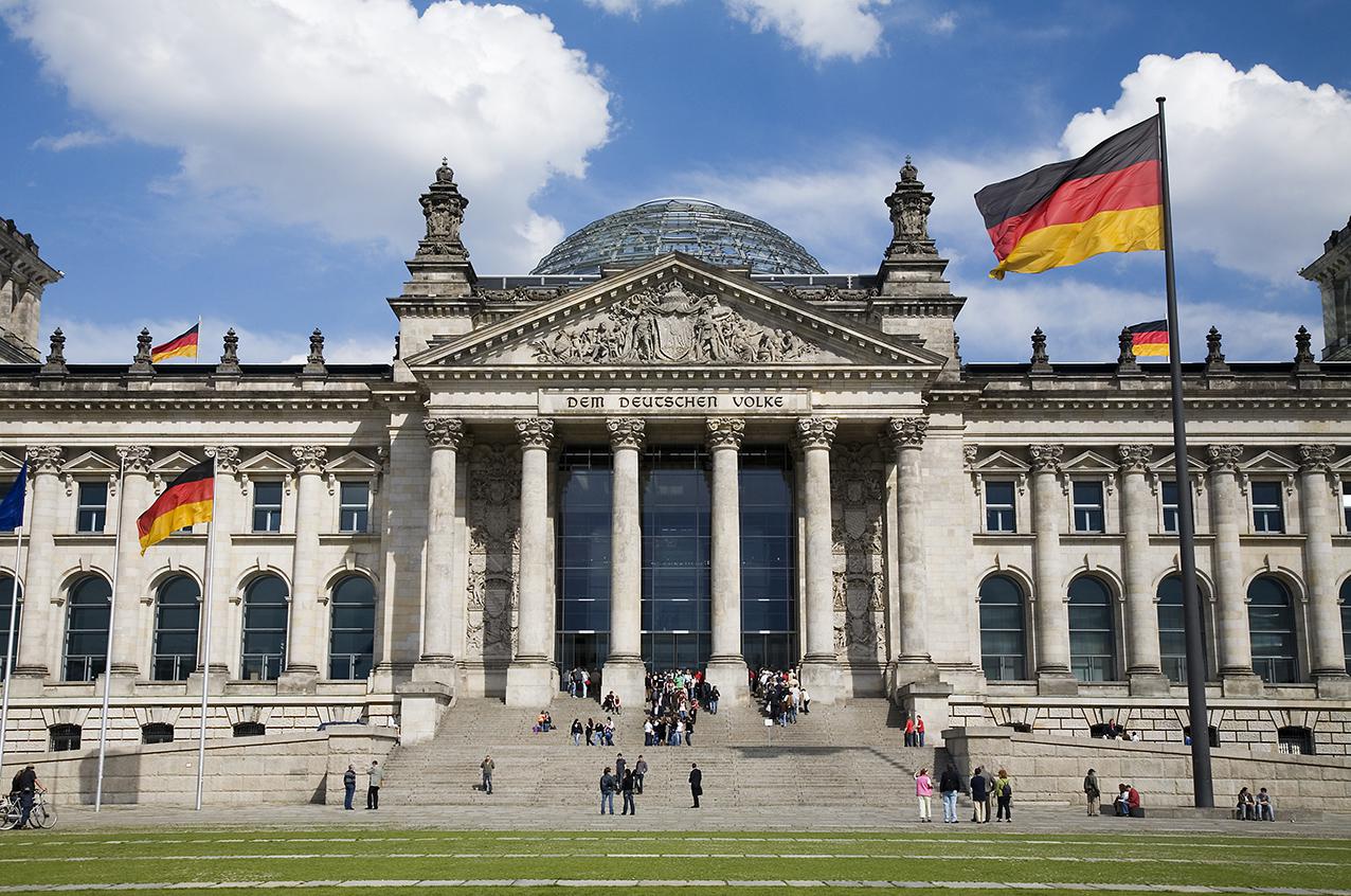 201903arms_germany_parliament