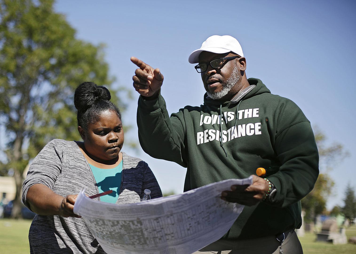 201912US_Tulsa_massgraves