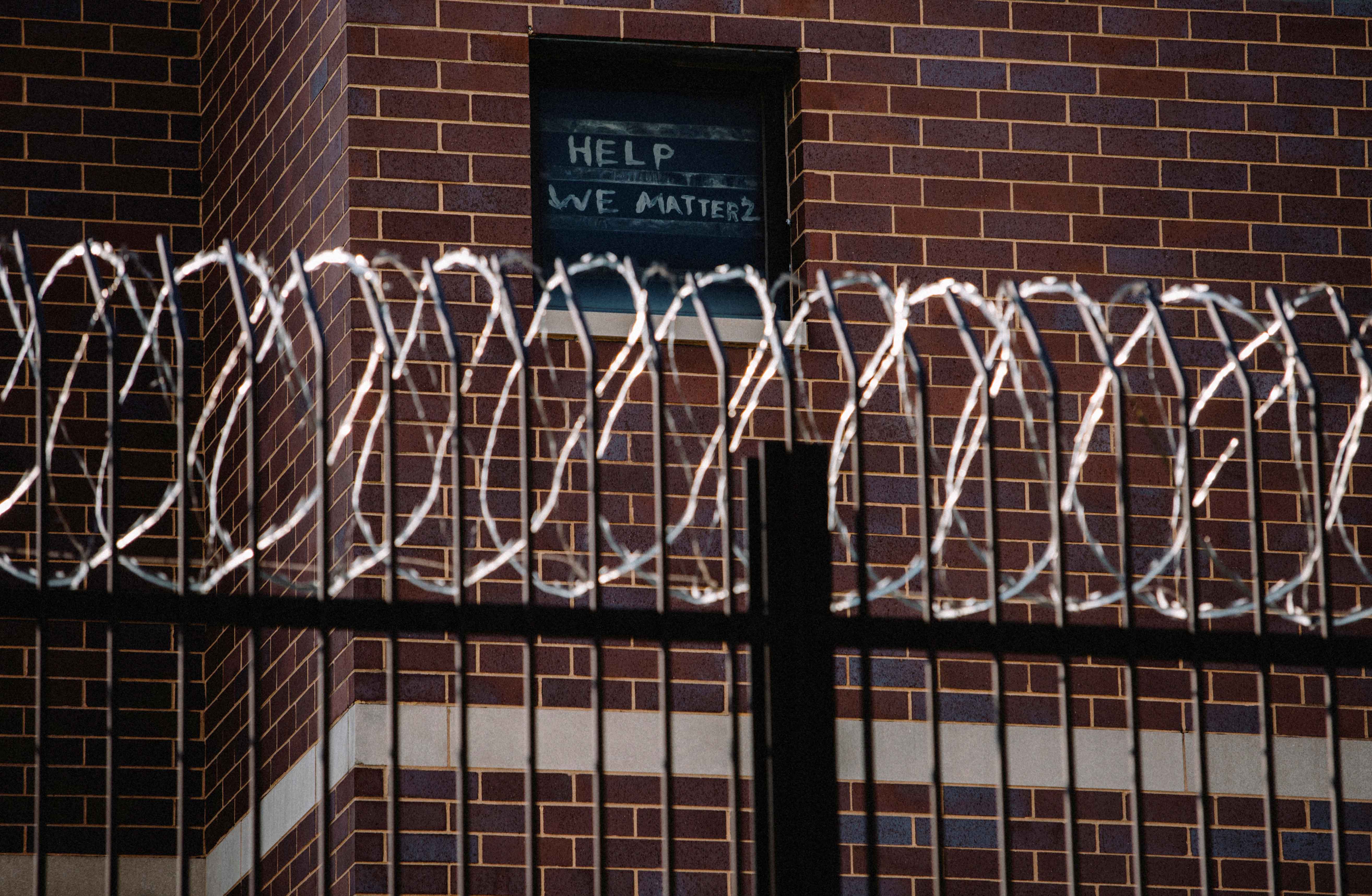 202004_us_prisons_covid-19