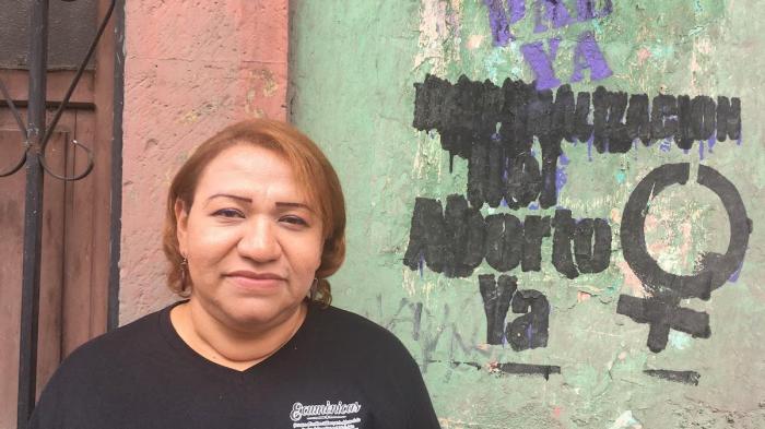 Ana Ruth Garcia, known as Pastora Ana Ruth, formed a group of religious women, called Ecuménicas por el Derecho a Decidir (Ecumenical Leaders for the Right to Decide, Las Ecuménicas).