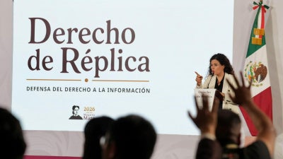 Consejera Jurídica del Ejecutivo Federal, Luisa María Alcalde Luján, habla en el segmento "Derecho de Réplica", transmitido en Palacio Nacional, Ciudad de México, 3 de junio de 2026.