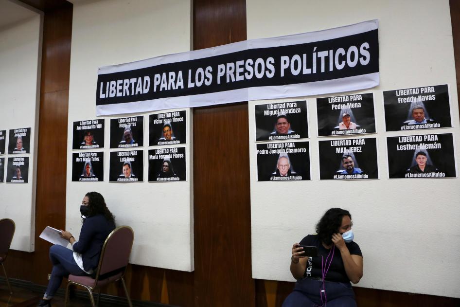 A banner in Spanish 