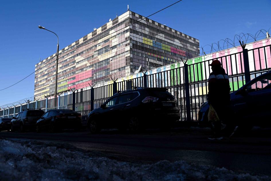 Le centre de télévision Ostankino, à Moscou, où sont situés les studios de Pervi Kanal (« Première Chaîne »), l’une des principales chaînes de télévision en Russie.