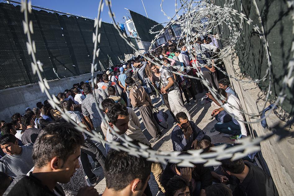 2015-10-eca-greece-refugees-1