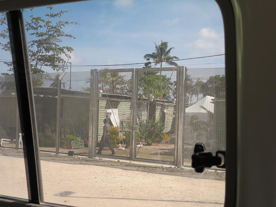 2015-7-papua-new-guinea-australia-asia-manus