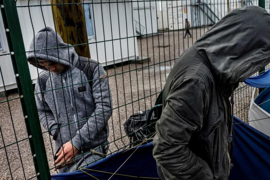 Outside of the converted containers where unaccompanied children were being sheltered as demolitions began, hundreds more had not yet been registered by midweek. 