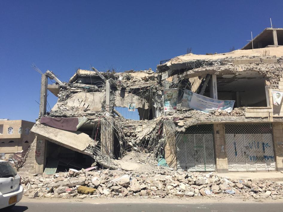 2016_MENA_Yemen_unlawful_airstrikes_AR