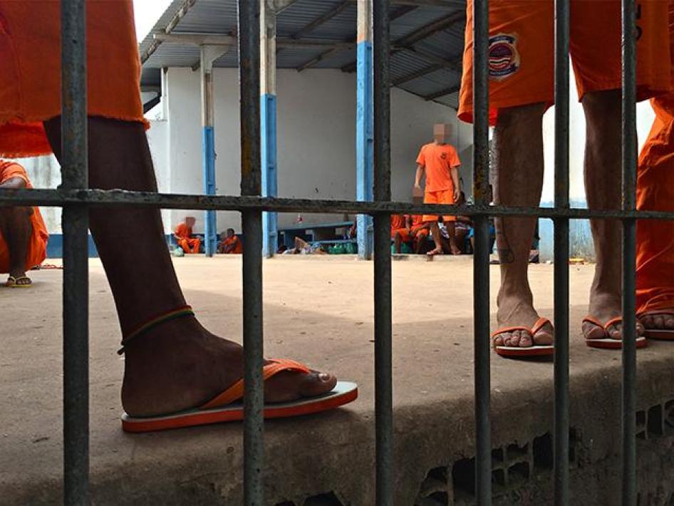 Yard at the Casa de Detenção (Cadet), one of the facilities in the Pedrinhas prison complex. 