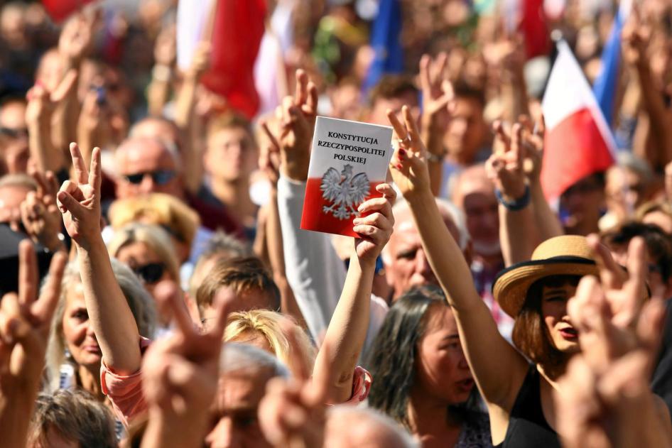 Cover for Poland Report 