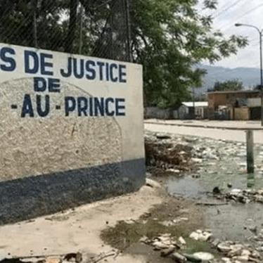 10 Jen pase a, yon gang ki rele "5 Segonn" te pran kontwòl Palè Jistis Pòtoprens la.