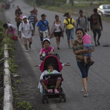 201810us_AsylumSeekers_MotherandChildren