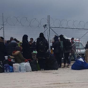 202003greece_camps_main.jpg 